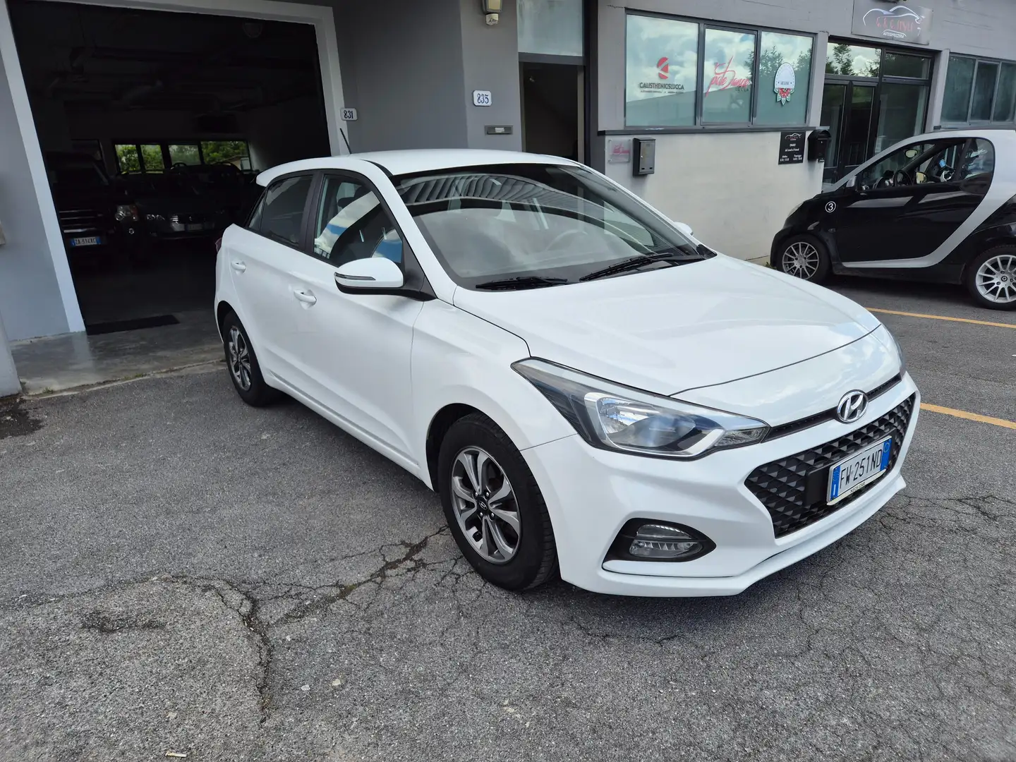 Hyundai i20 i20 5p 1.2 mpi Connectline econext Gpl 73cv Blanco - 2