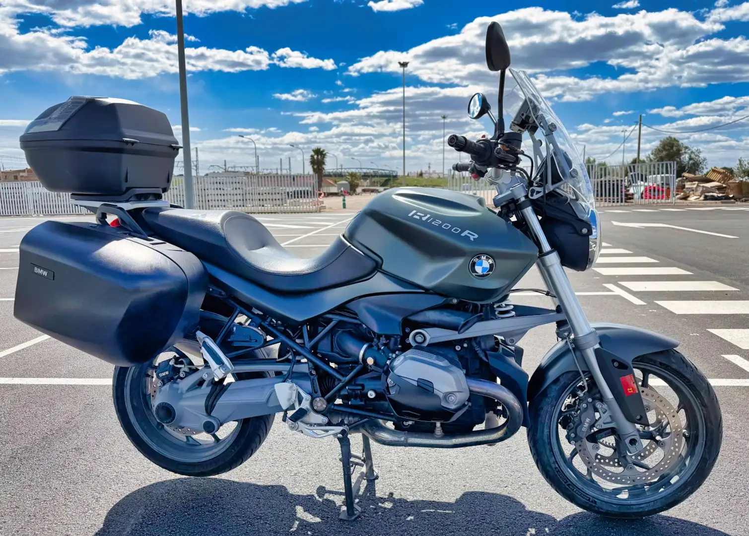 BMW R 1200 R DOHC (2012) | 60.045 km | 6.500 € | Valencia Gris - 2