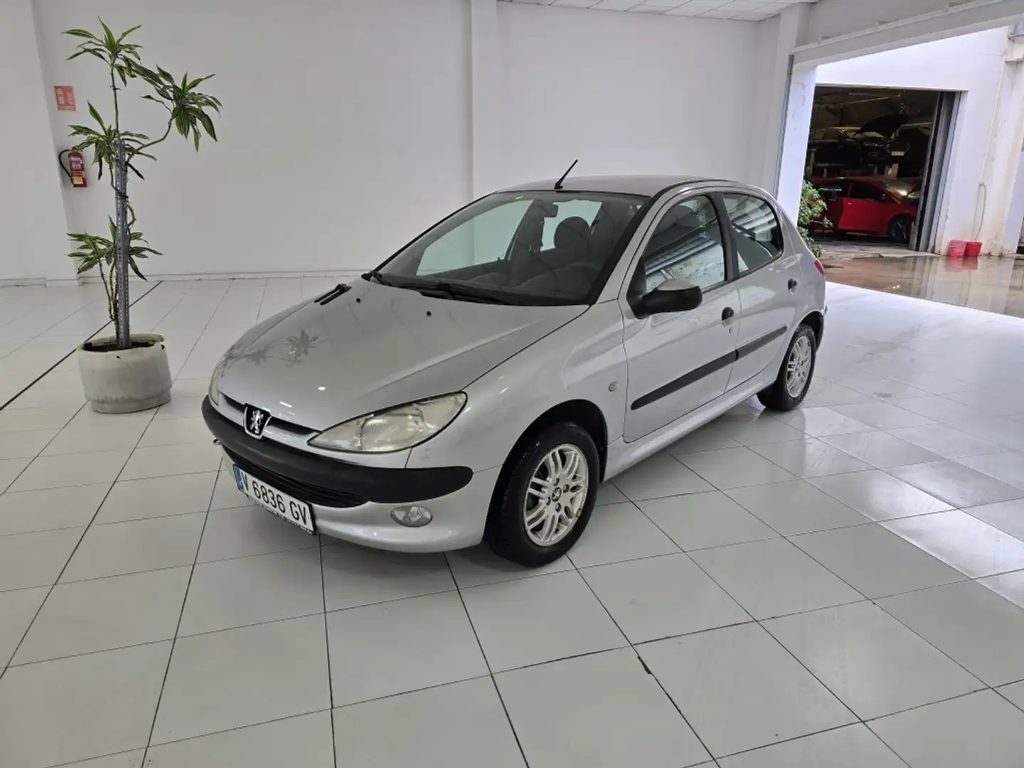 Peugeot 206 1.9 XTD Gris - 1