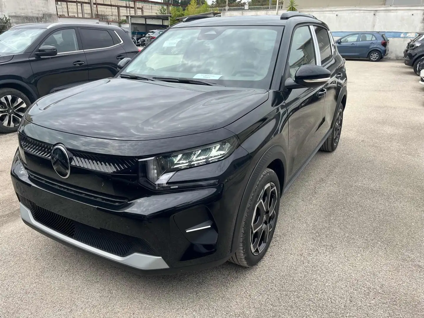 Citroen C3 MAX 1.2 TURBO PureTech 100CV S&S - 1