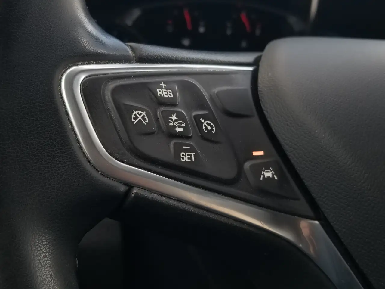 Chevrolet Equinox photo Chevrolet Equinox