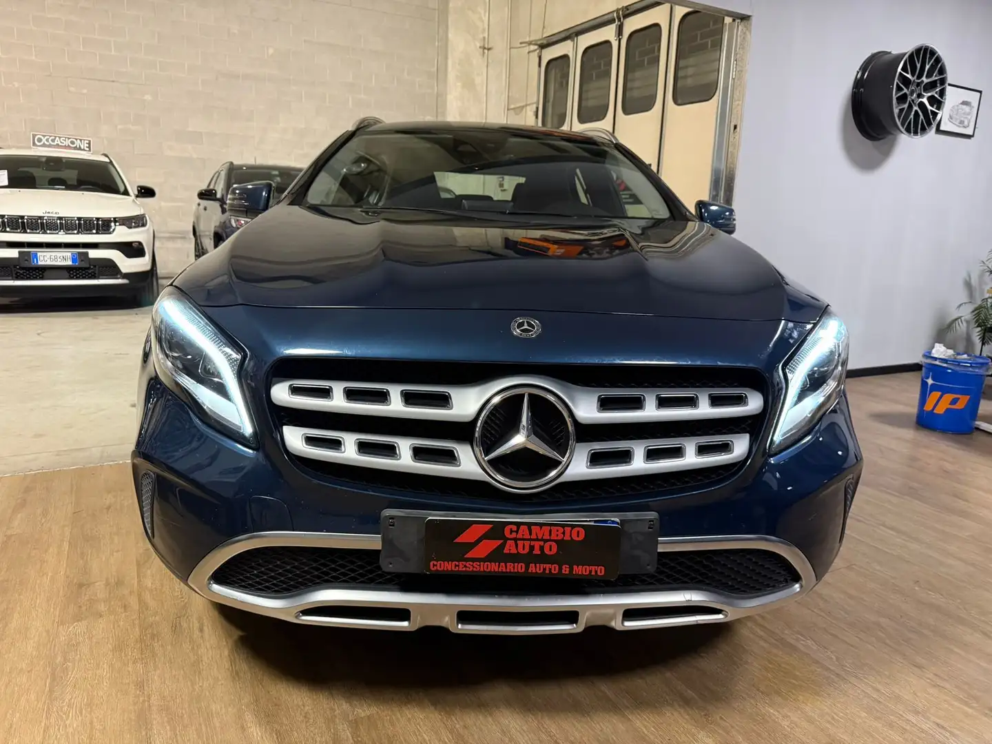 Mercedes-Benz GLA 180 PROMO BLACK FRIDAY! Premium auto Blu/Azzurro - 2