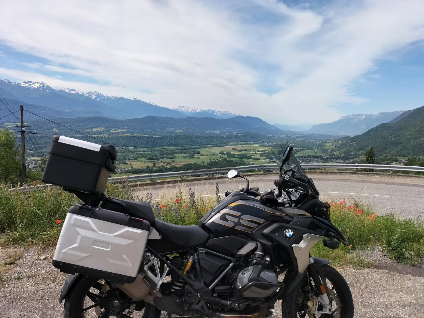BMW R 1250 GS Exclusive + Akrapovich Zwart - 1