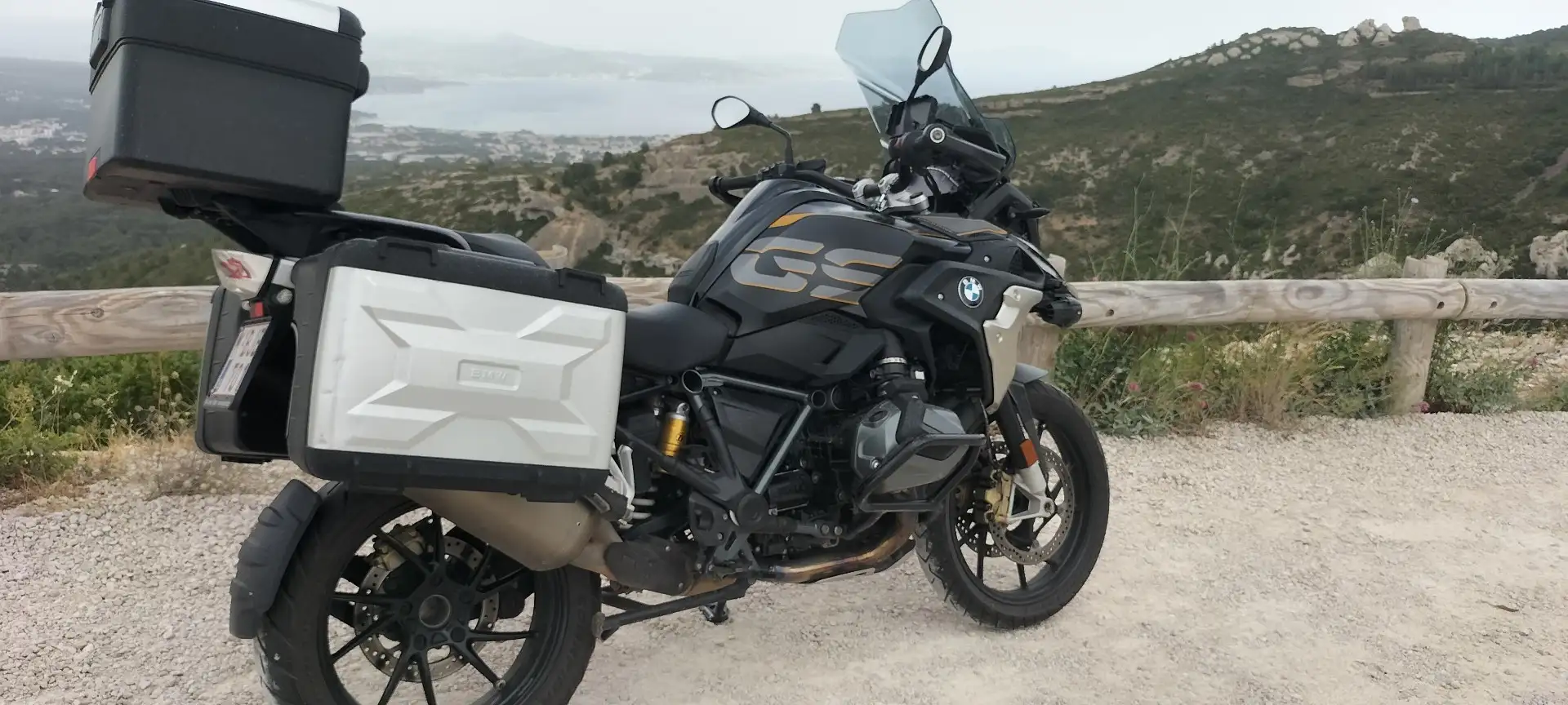 BMW R 1250 GS Exclusive + Akrapovich Zwart - 2