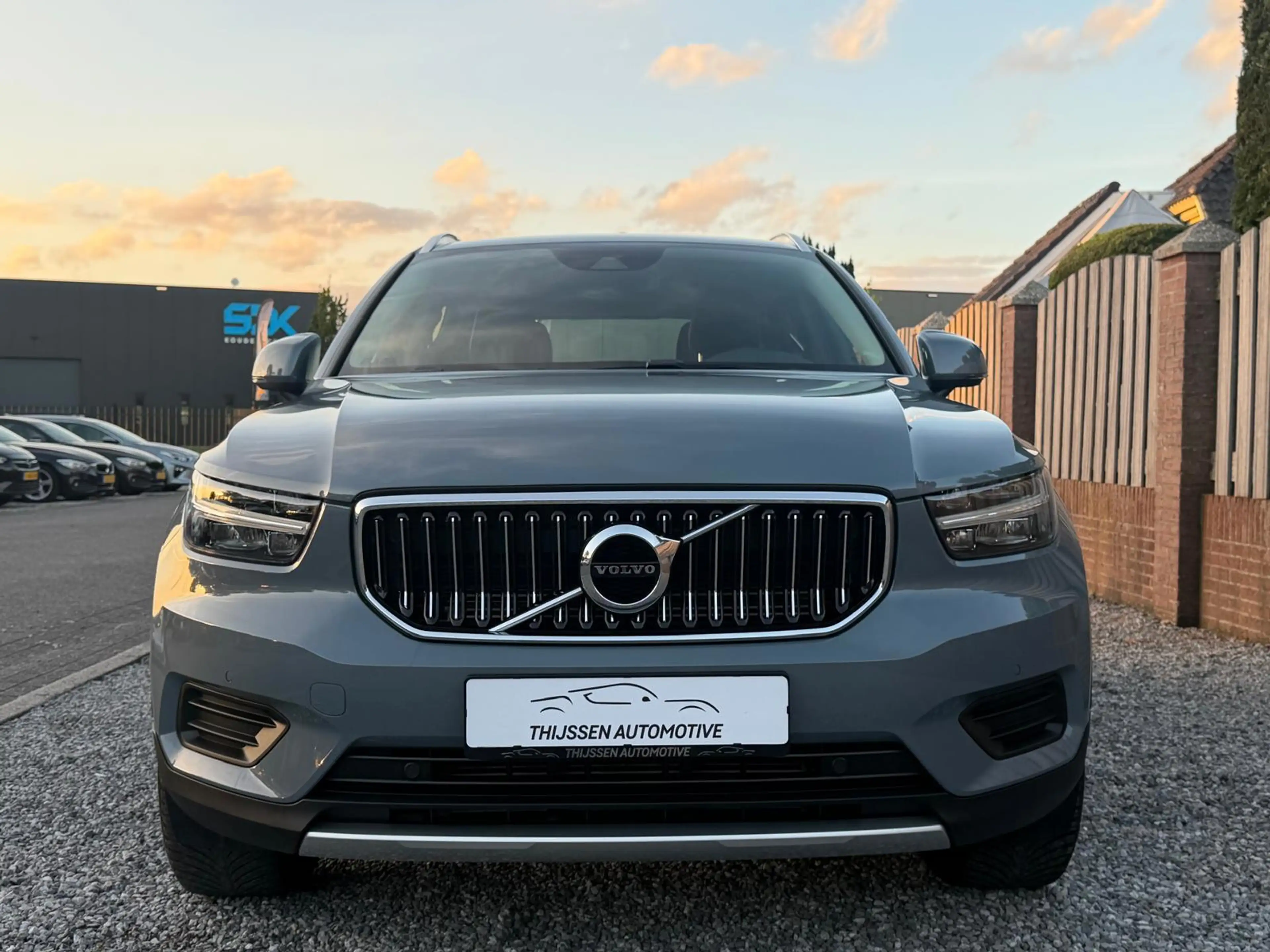 Volvo XC40 1.5 T4 Recharge Inscription Expression LEDER CARPL — photo 10