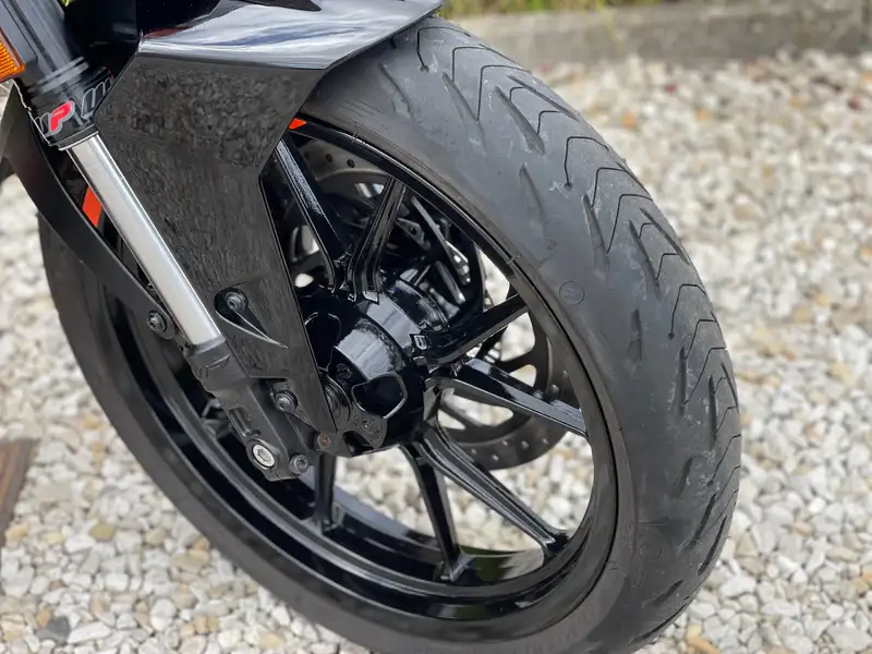 KTM 125 Duke - foto 4