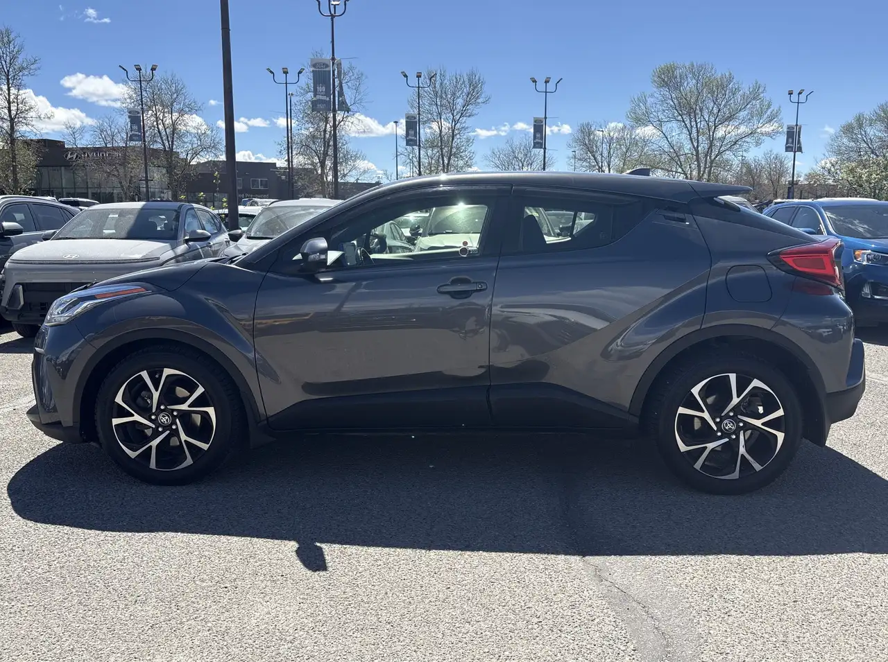 Toyota C-HR снимка Toyota C-HR