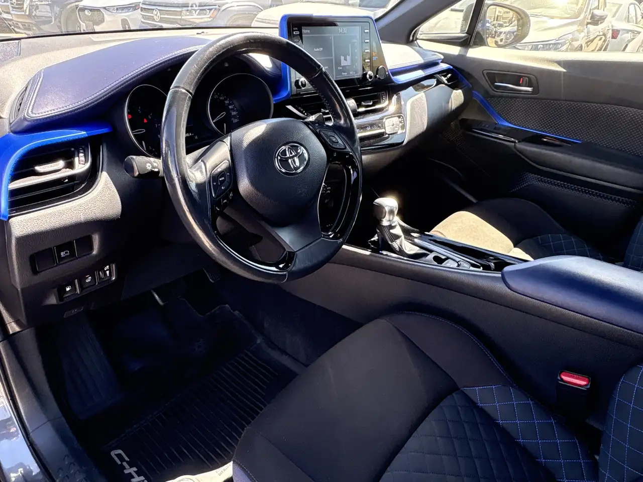 Toyota C-HR снимка Toyota C-HR