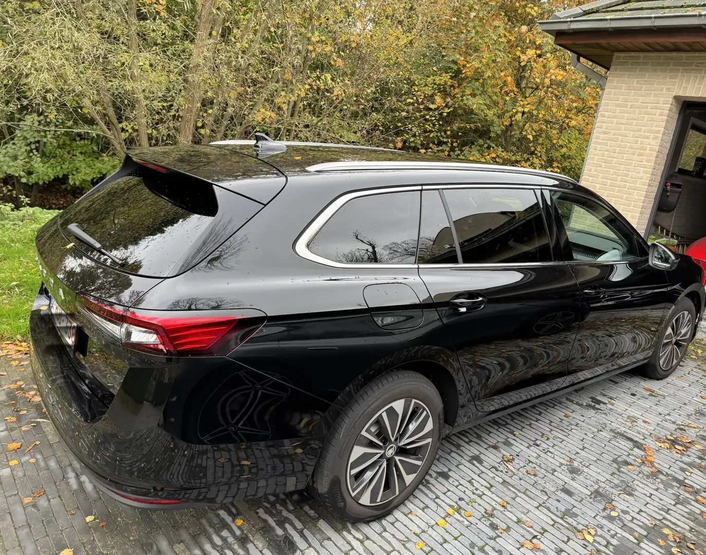 Skoda Superb Combi PHEV 1.5 TSI Family DSG (150 kW) - 2