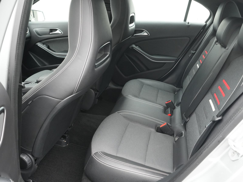 Mercedes-Benz A 200 AMG-Line,LED,KAM,SHZ,NAVI,BT — photo 7
