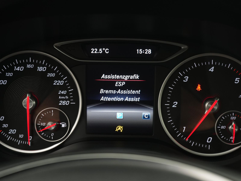 Mercedes-Benz A 200 AMG-Line,LED,KAM,SHZ,NAVI,BT — photo 14