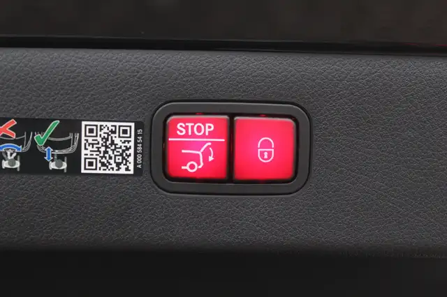 Mercedes-Benz Eqs view 29