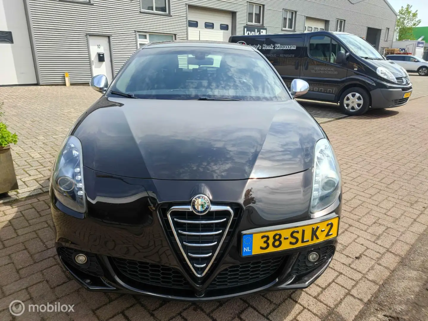 Alfa Romeo Giulietta 1.4T automaat Distinctive Clima Navi NL Noir - 2