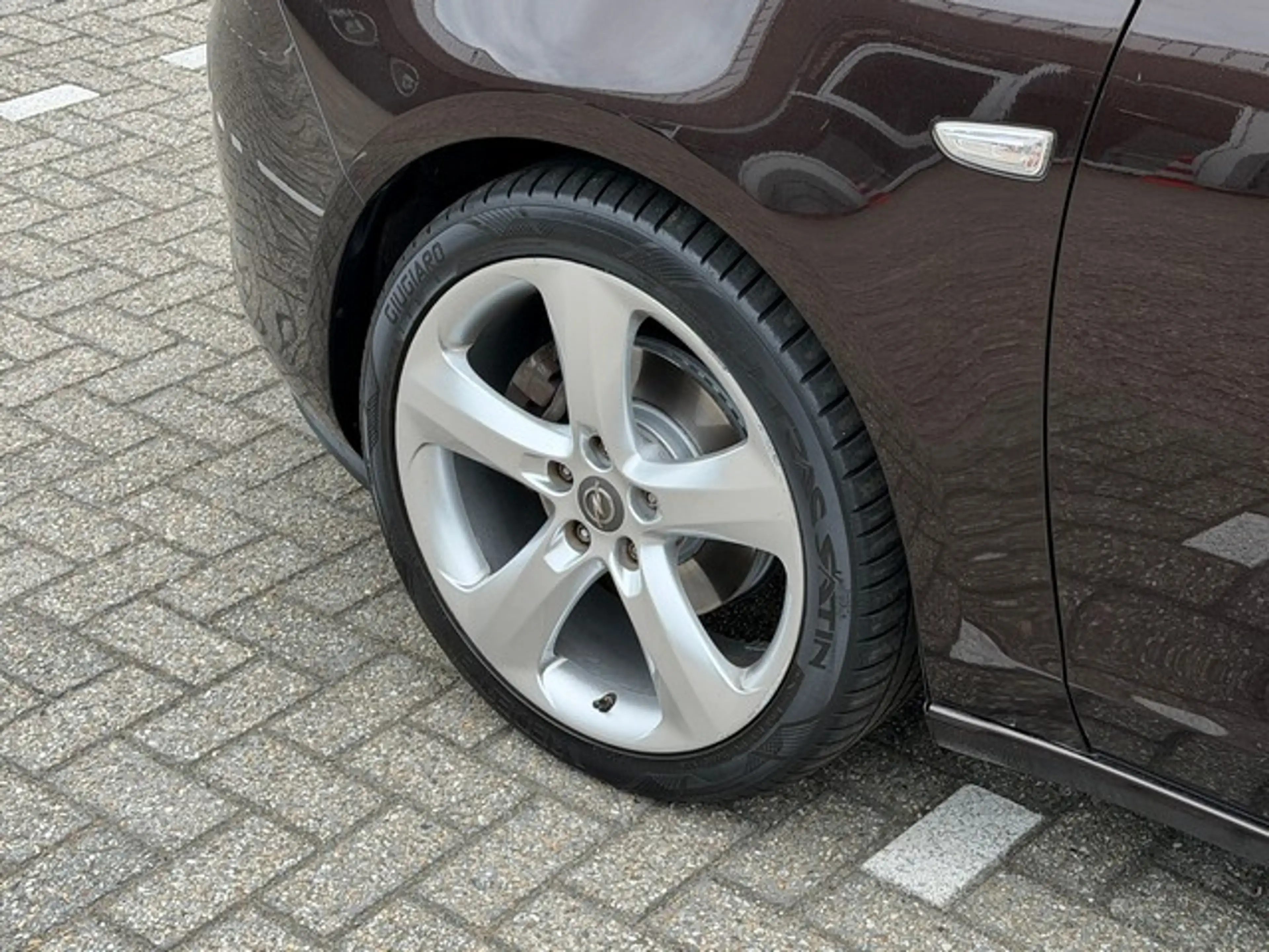 Opel Zafira Tourer 1.4 Turbo Cosmo met Navigatie, AGR, 19inch, Climat — photo 17