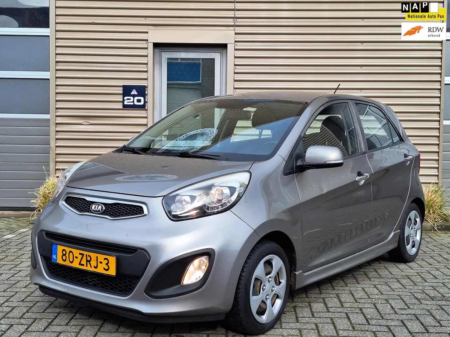 Kia Picanto | 1.0 CVVT Design Edition | Airco | 2e eigenaar | Gris - 1