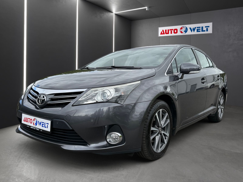 Toyota Avensis 1.6 Edition Kamera Tempomat Sitzheizung