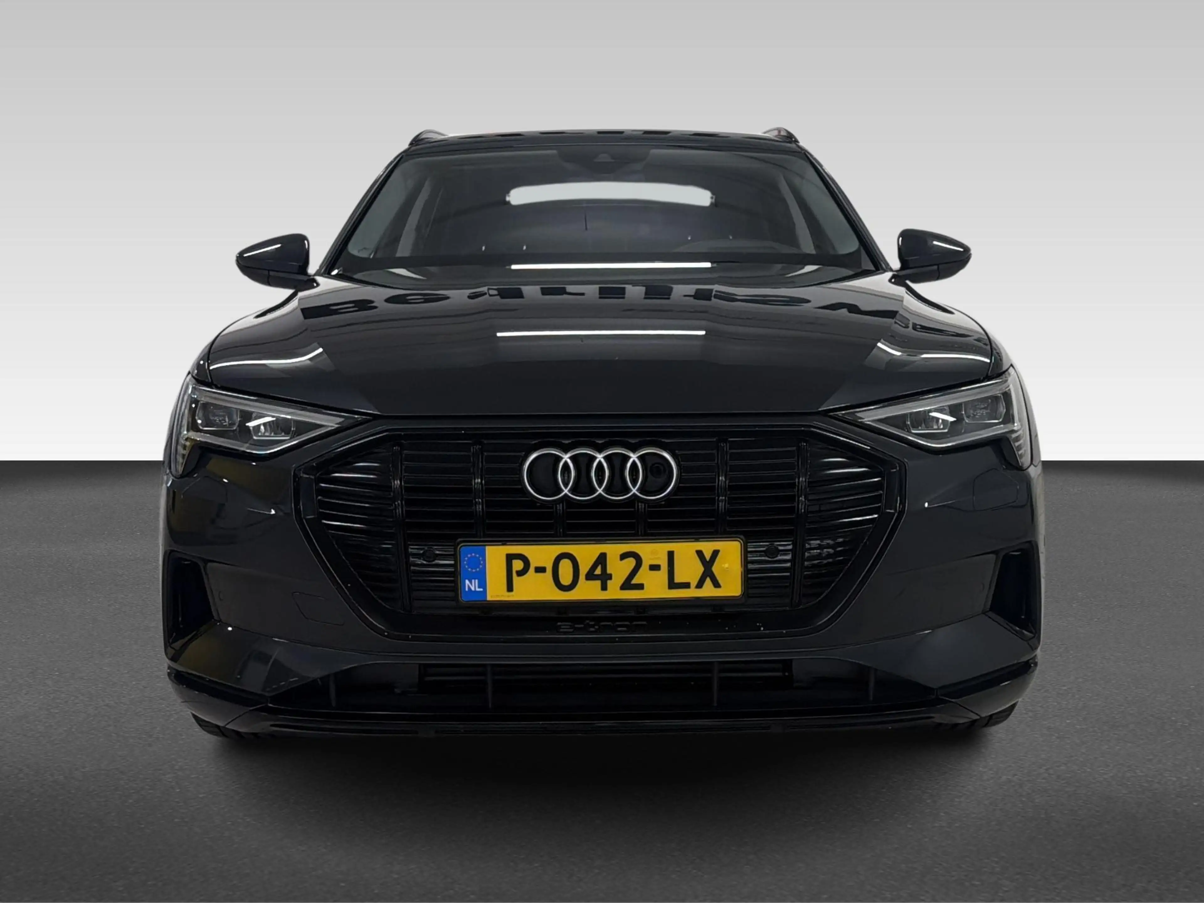 Audi e-tron | SoH 92,6% | | Achteruitrijcamera | Sportstoelen — photo 7