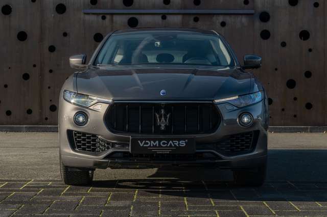 Maserati Levante Diesel *1. HAND*SERVICE NEU*PANO*ACC*360