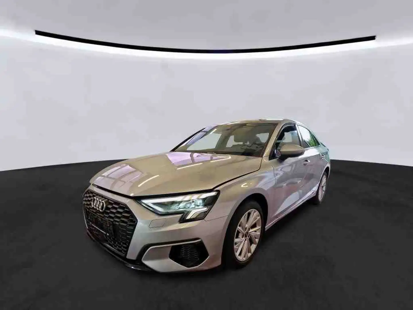 Audi A3 Limousine advanced 35 TDI S tronic AHK RearView LE Silber - 2