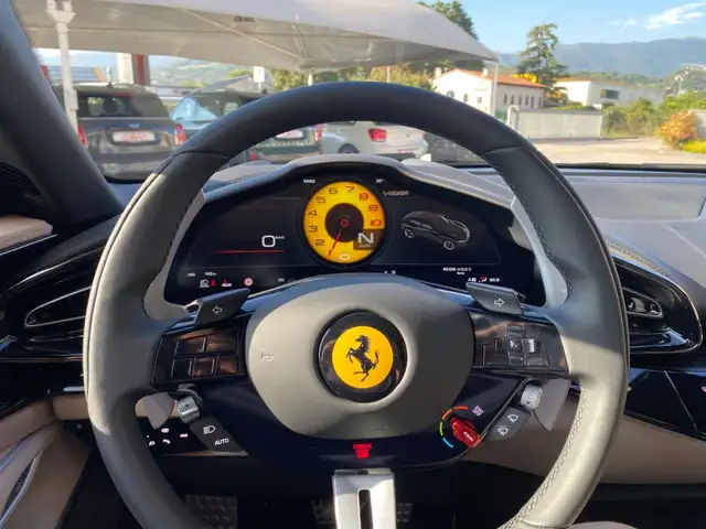 Ferrari Purosangue view 12