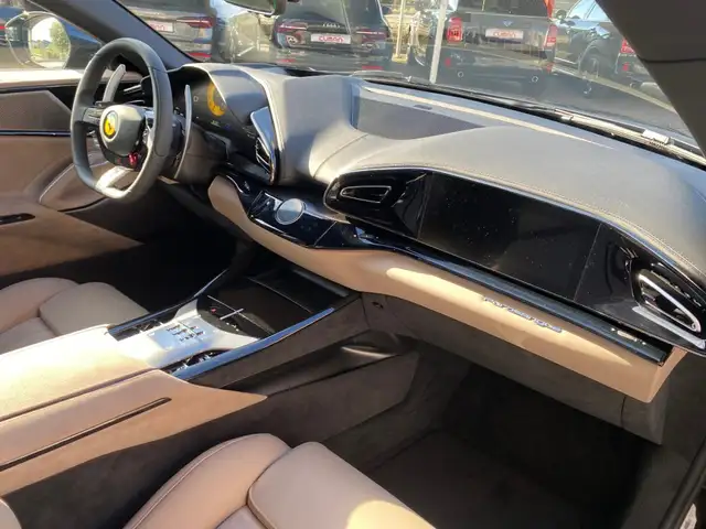 Ferrari Purosangue view 9