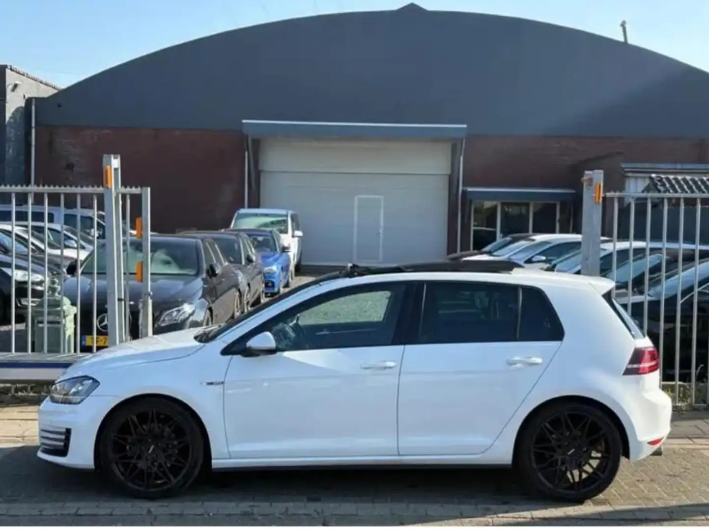 Volkswagen Golf GTD 2.0TDI CR BMT DSG 184 - 1