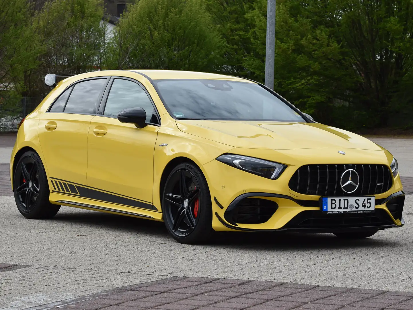Mercedes-Benz A 45 AMG A-Klasse S 4Matic+ Speedshift DCT 8G Edition 1 Gelb - 1