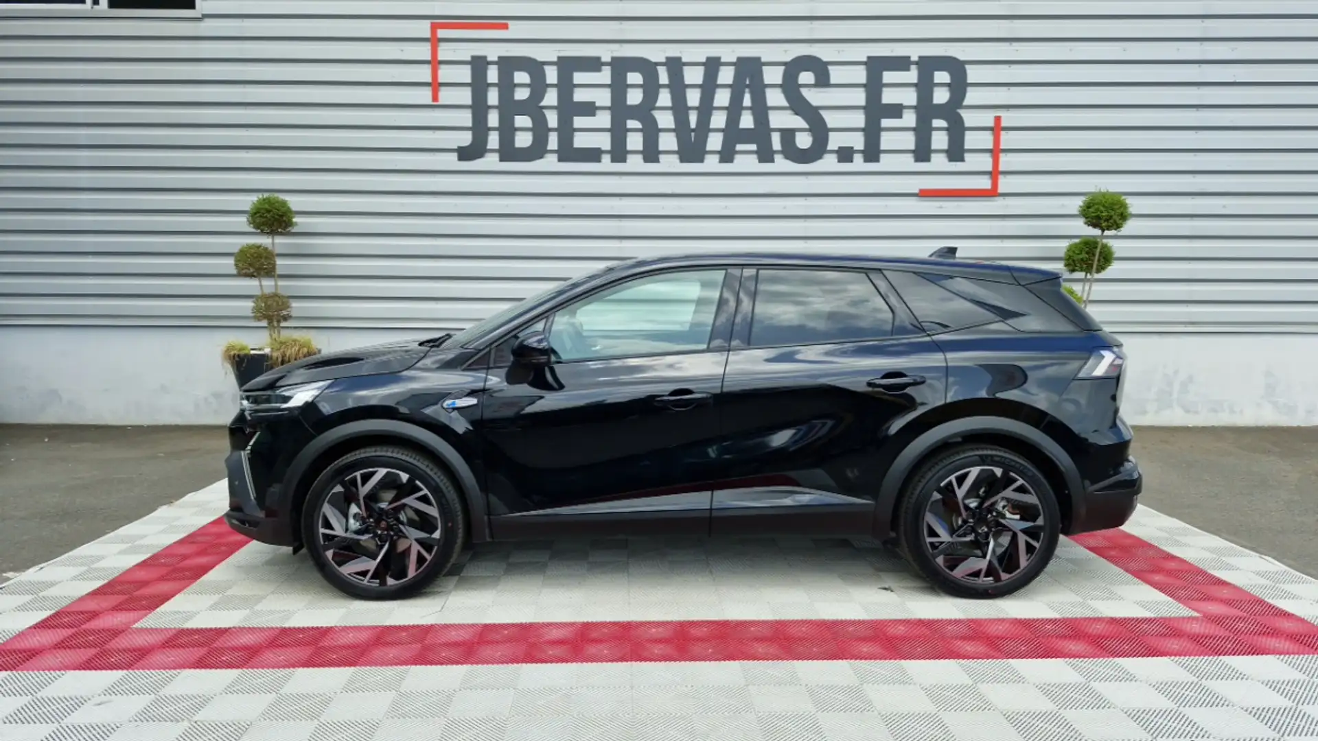 Renault Symbioz E-TECH FULL HYBRID 145 TECHNO Noir - 1