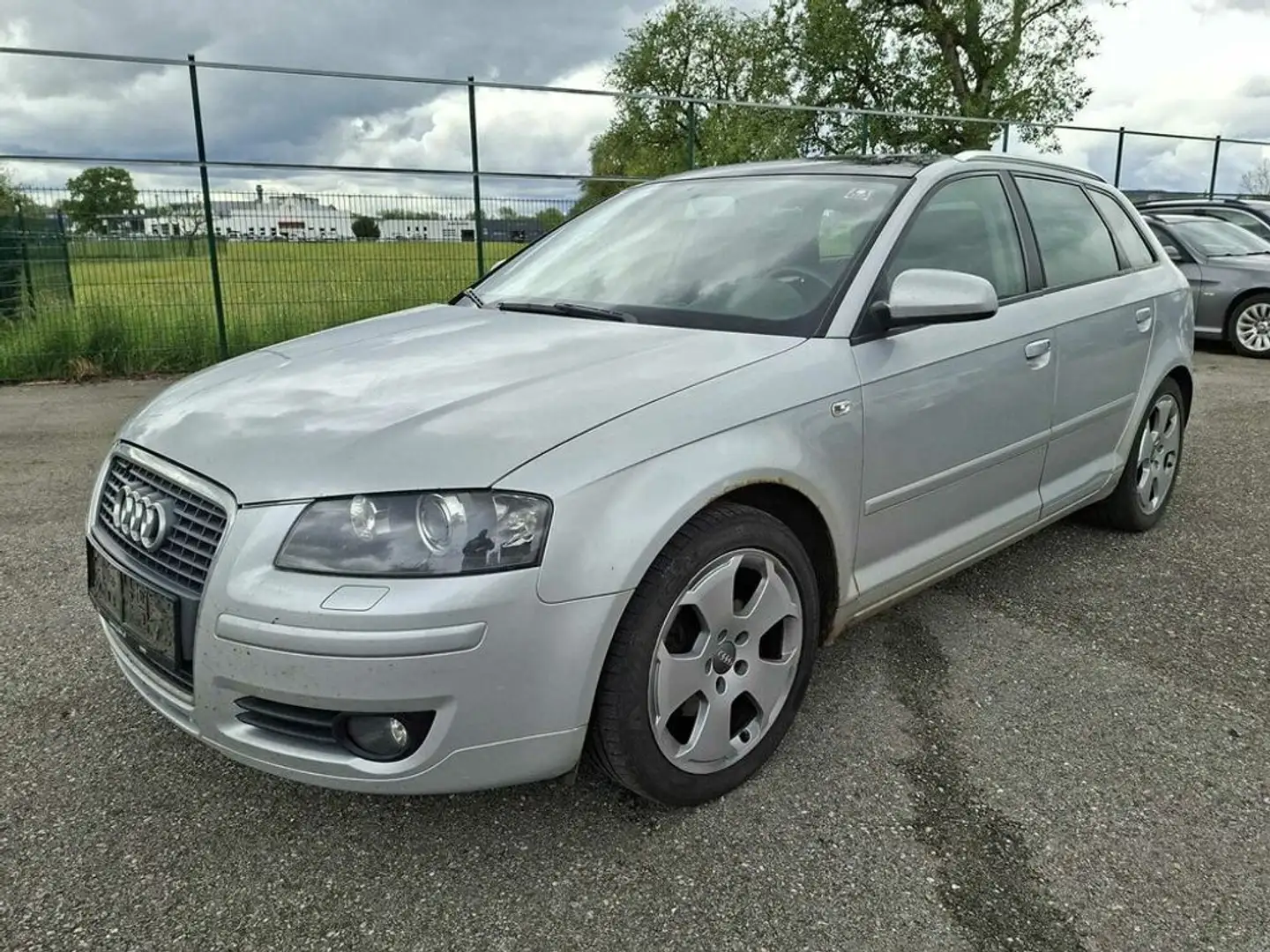 Audi A3 2.0 TDI Ambition HÄNDLER, EXPORT, BASTLER Silber - 2