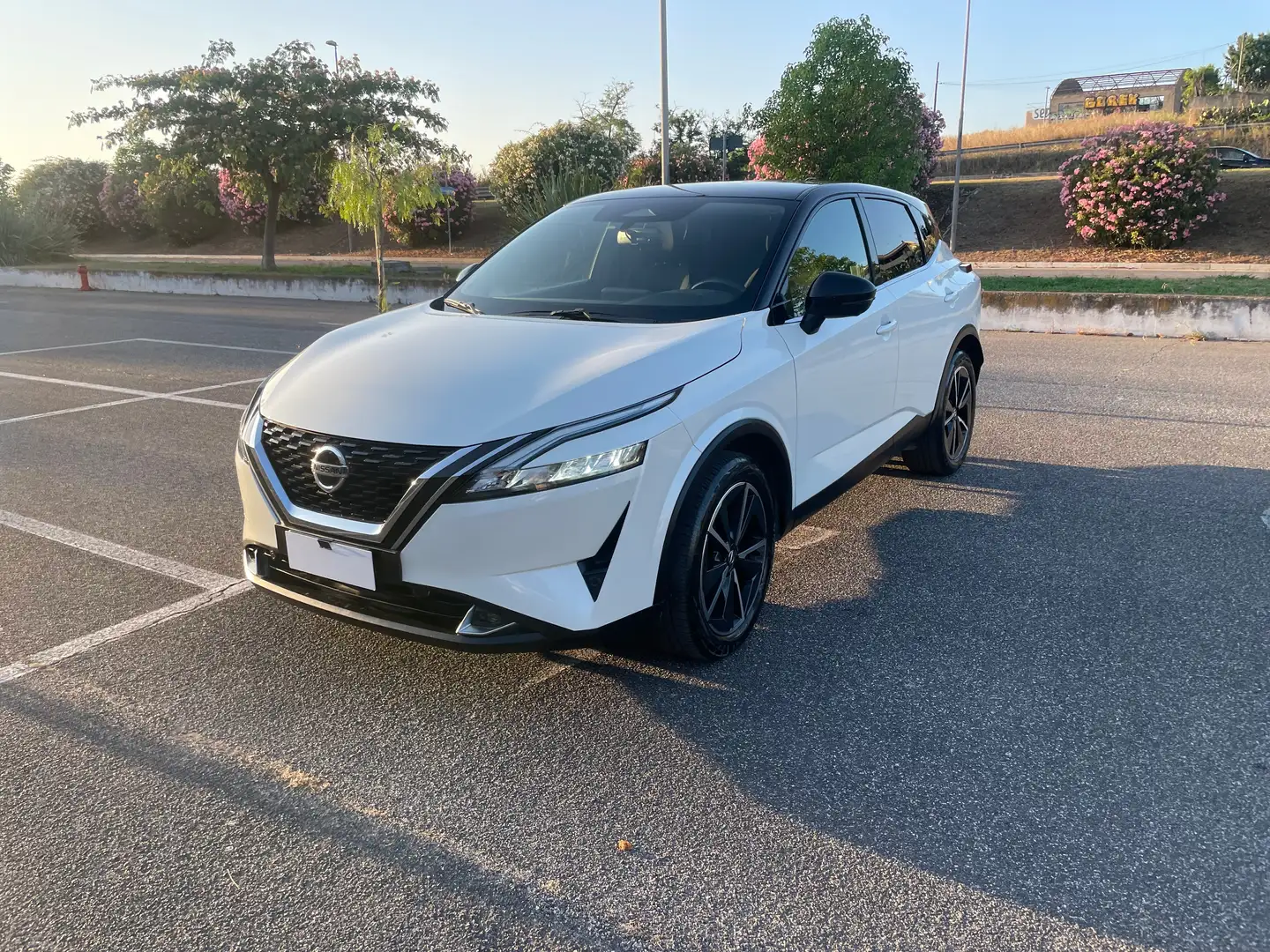 Nissan Qashqai 158 CV XTRONIC AUTOMATICA CONNECTA Bianco - 2