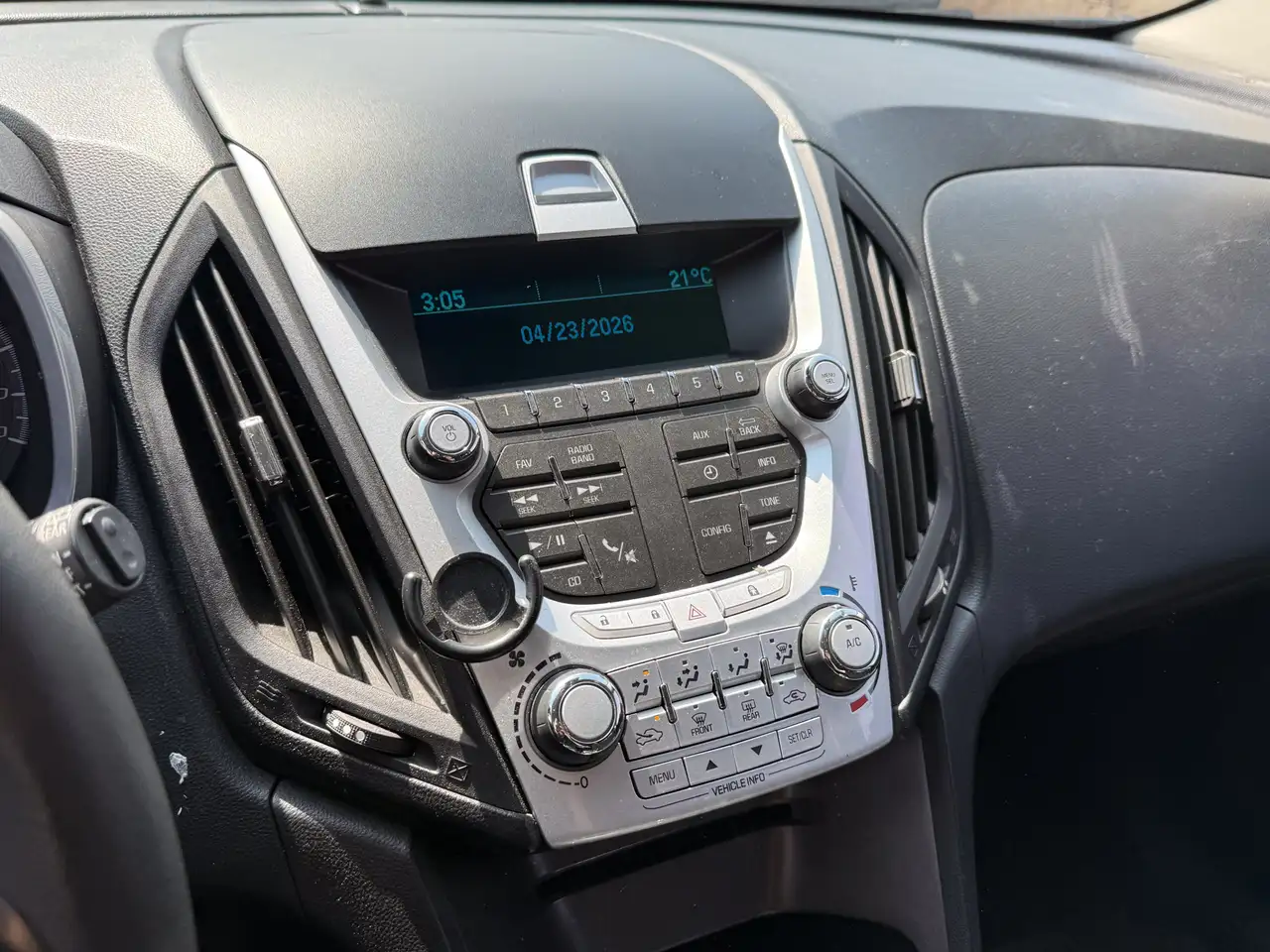 Chevrolet Equinox снимка Chevrolet Equinox