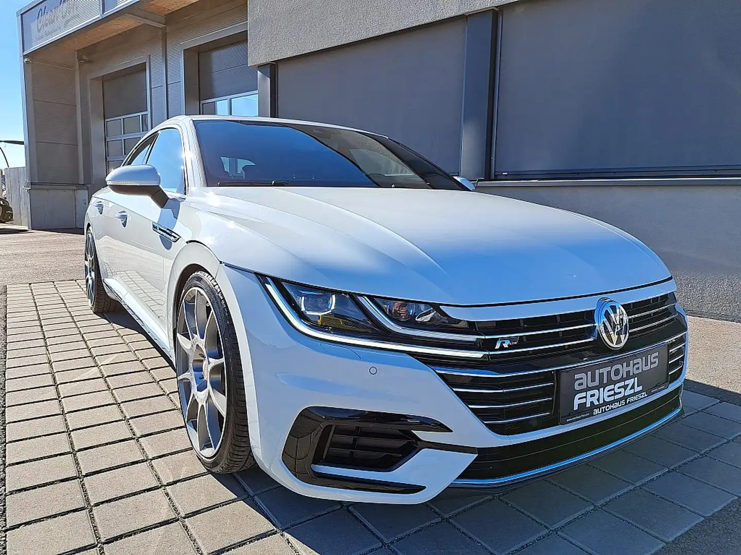 Volkswagen Arteon 2,0 TDI SCR R-Line DSG *VIRTUAL, ACC, LED, RFK* Weiß - 1