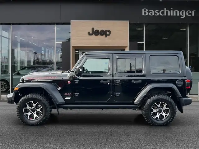 Jeep Wrangler view 3