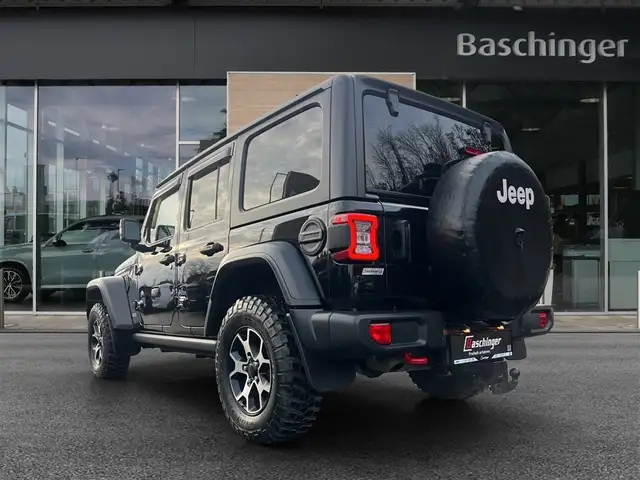 Jeep Wrangler view 4