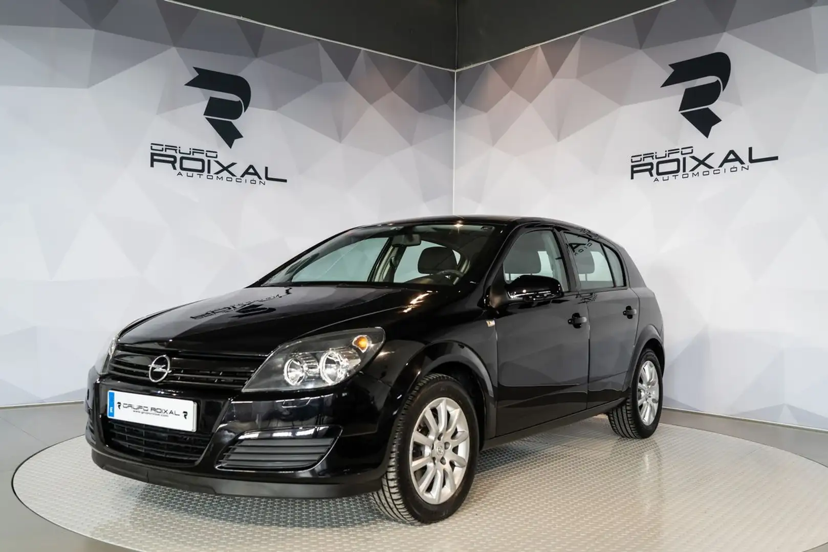 Opel Astra 1.9CDTi Elegance Noir - 1