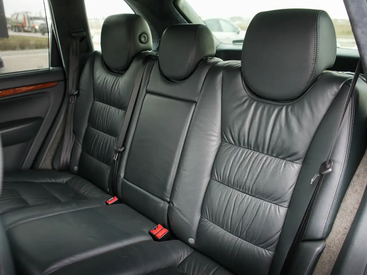 Porsche Cayenne снимка Porsche Cayenne