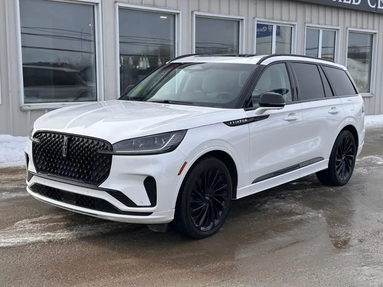 Lincoln Aviator снимка Lincoln Aviator