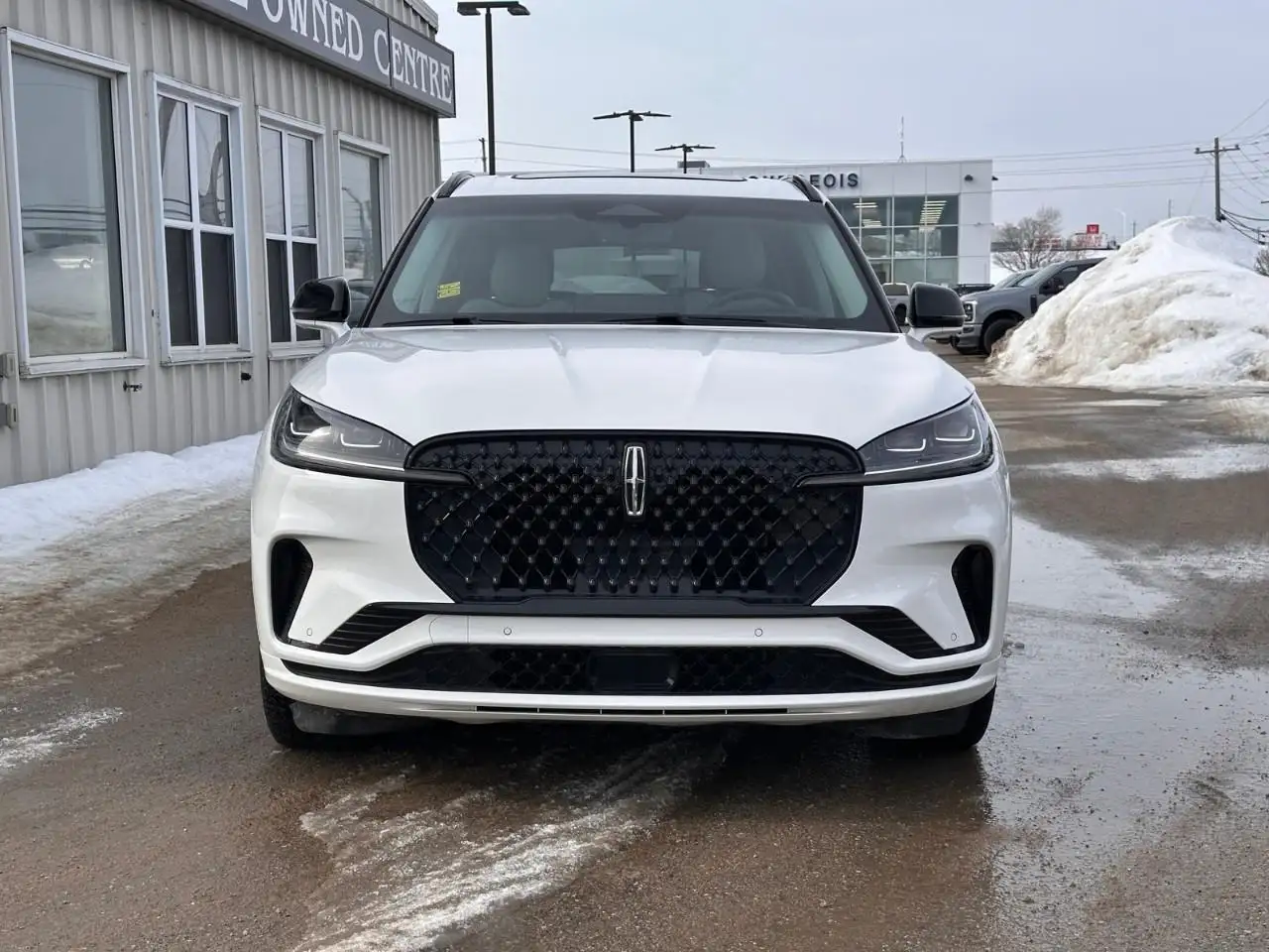Lincoln Aviator снимка Lincoln Aviator