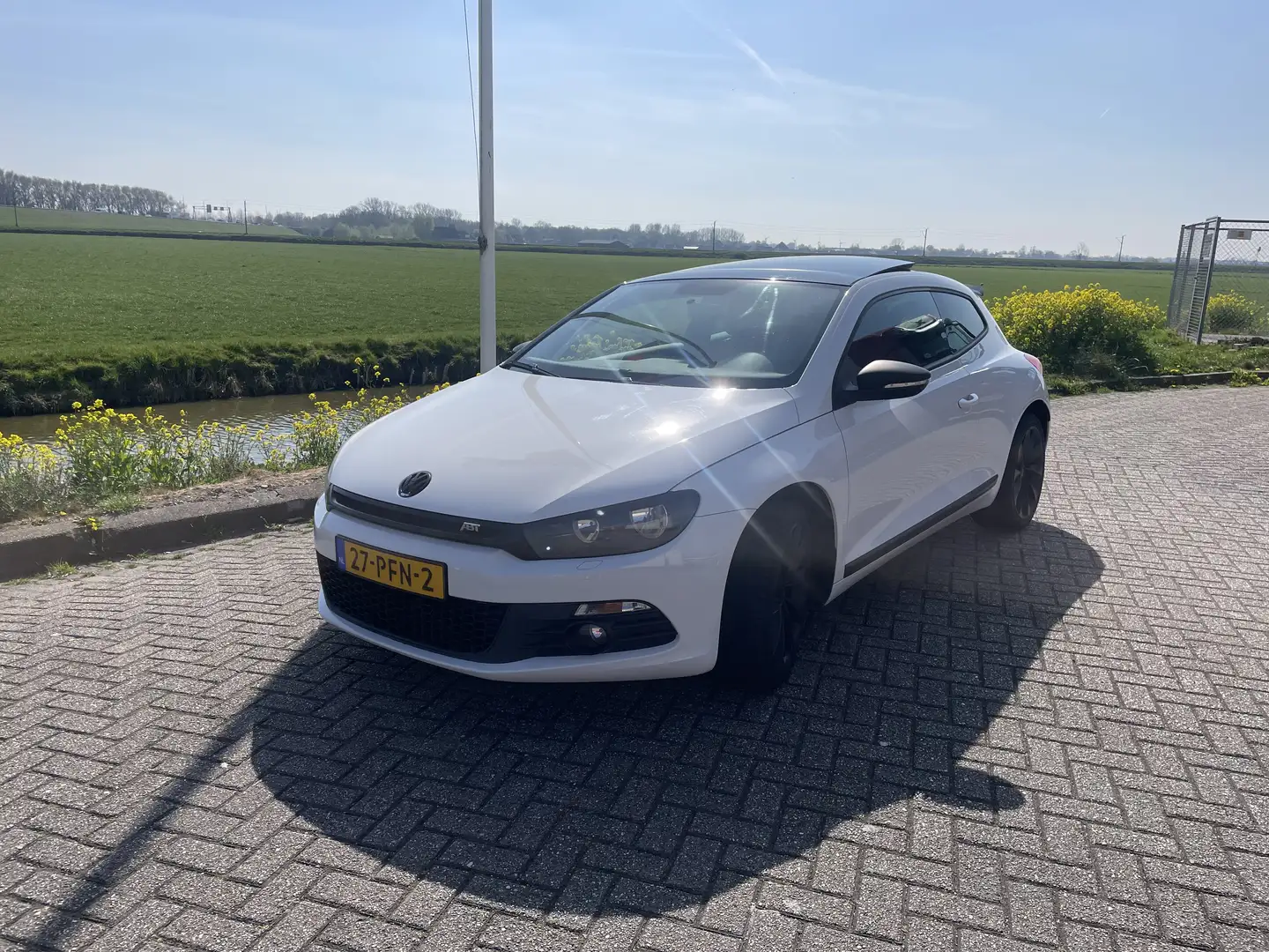 Volkswagen Scirocco 1.4 TSI Highl. Plus Wit - 2