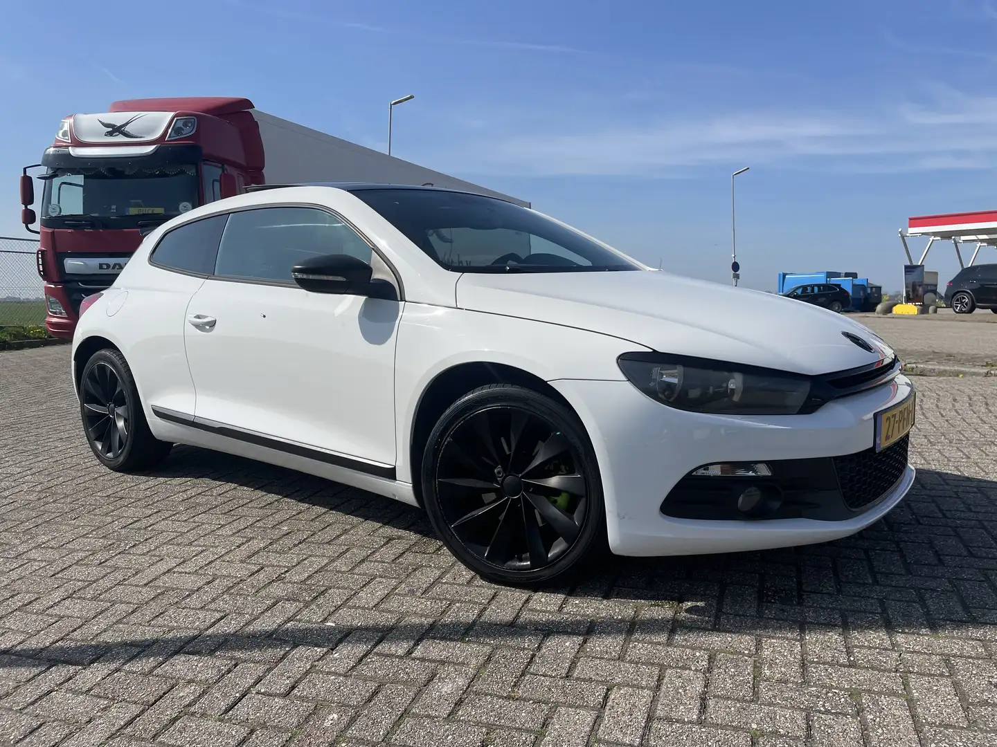 Volkswagen Scirocco 1.4 TSI Highl. Plus Wit - 1