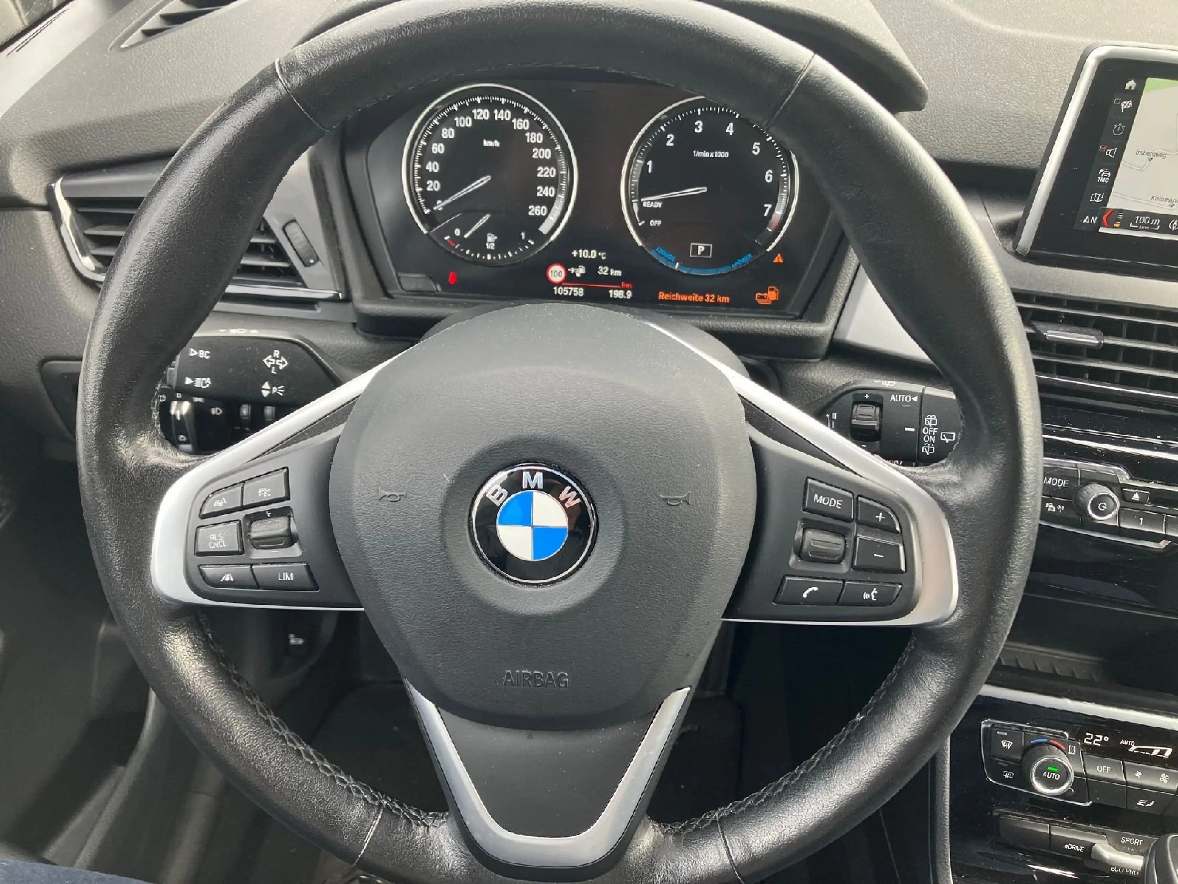 BMW 225 225 xe Aut Allrad, Plug-in Hybrid, Navi, ACC Alarm — photo 10