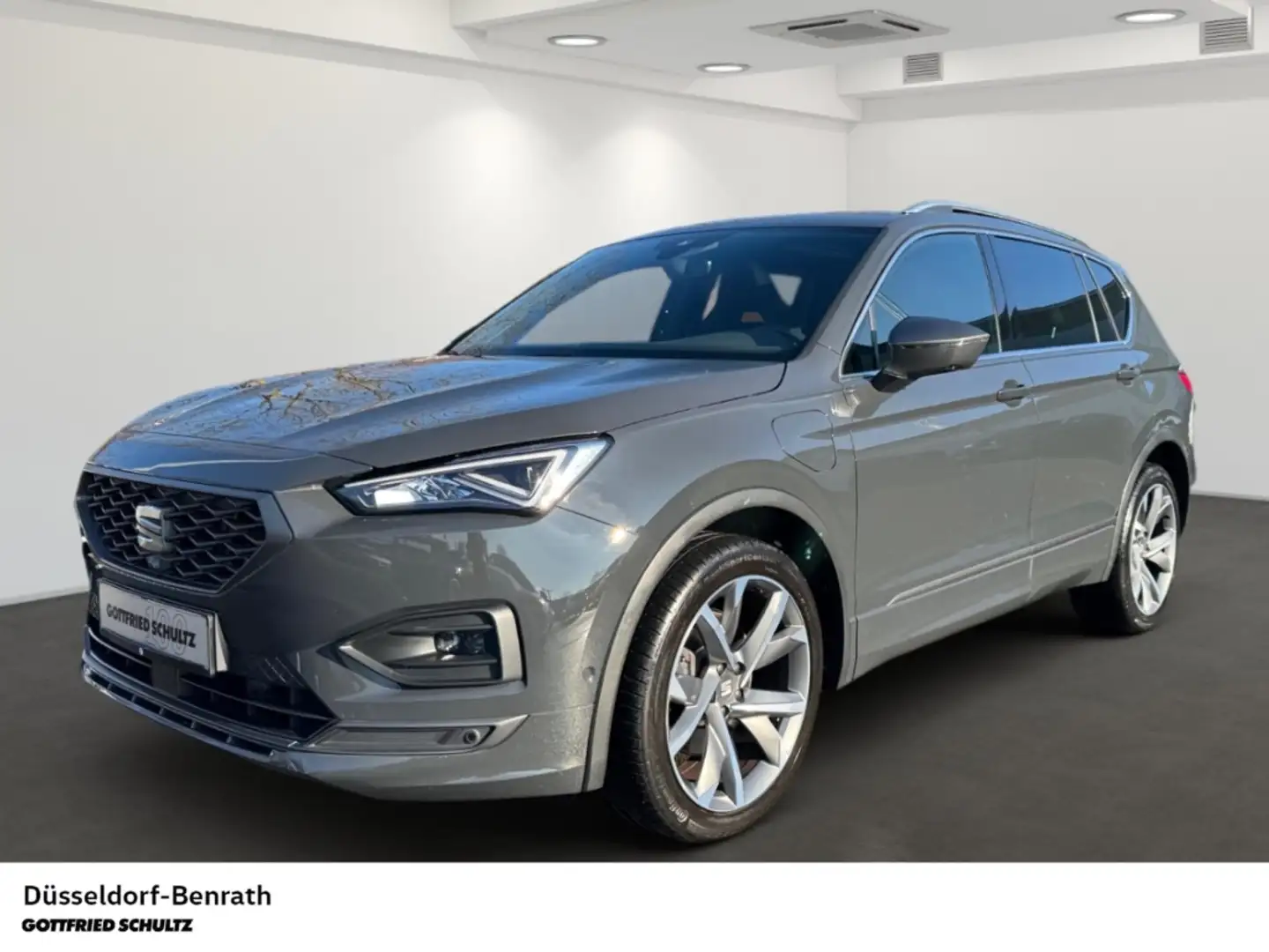 SEAT Tarraco FR 1.4 e-Hybrid Panoramadach Rückfahrkamera Navi Gris - 1