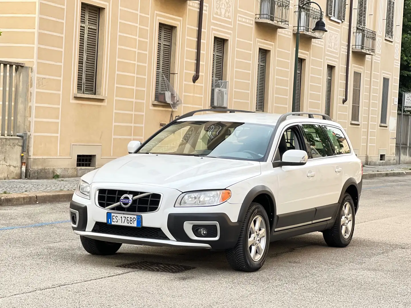 Volvo XC70 2.0 D4 163cv aut. Geartronic Kinetic 1PROP-KM CERT Blanco - 1