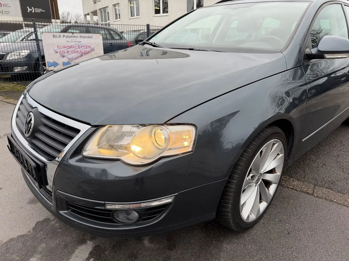 Volkswagen Passat Variant Passat 1.8 Variant Sportline * Navi * TÜV Neu Grau - 2