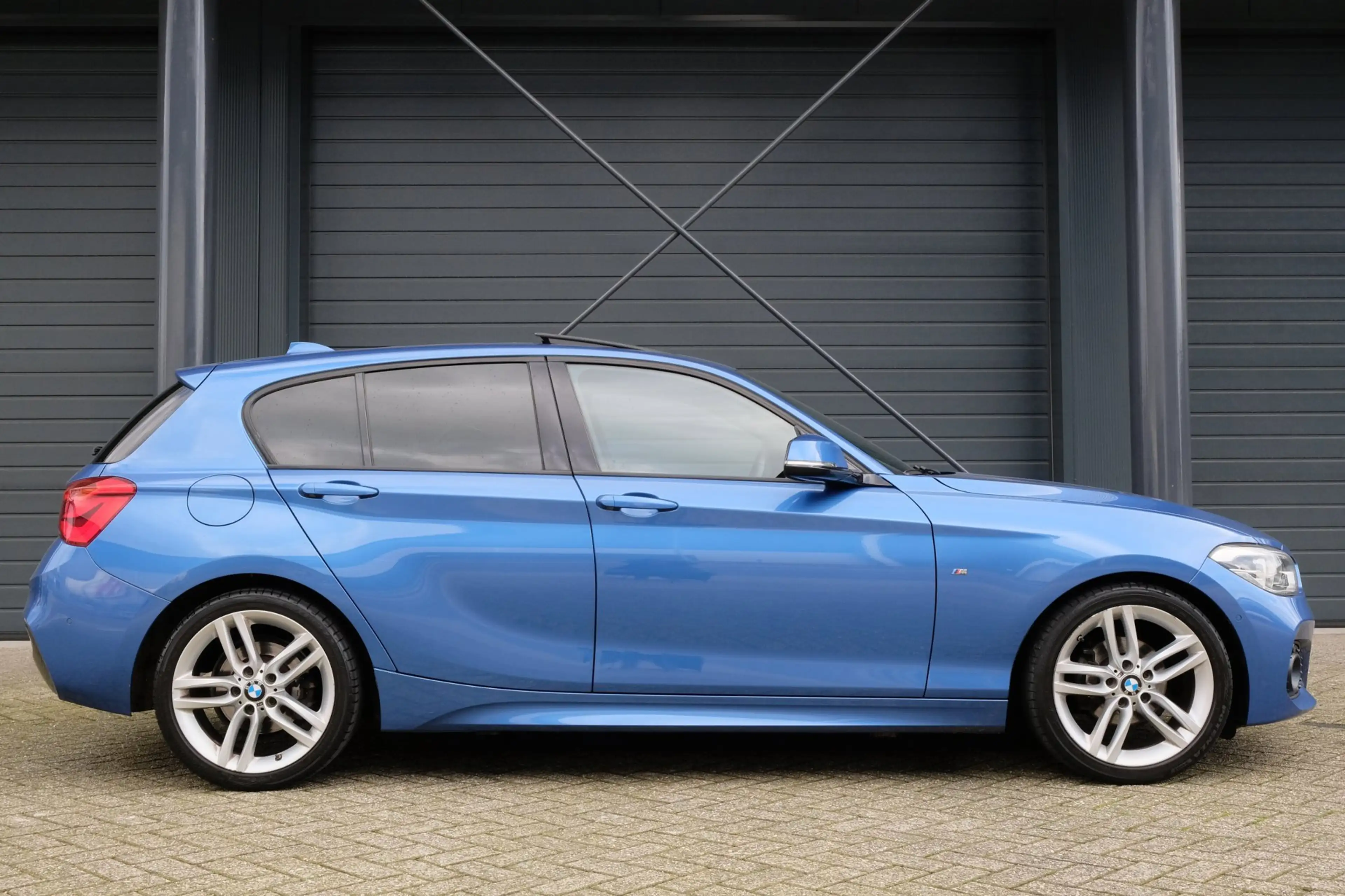BMW 116 1-serie 116i M Sport — photo 6