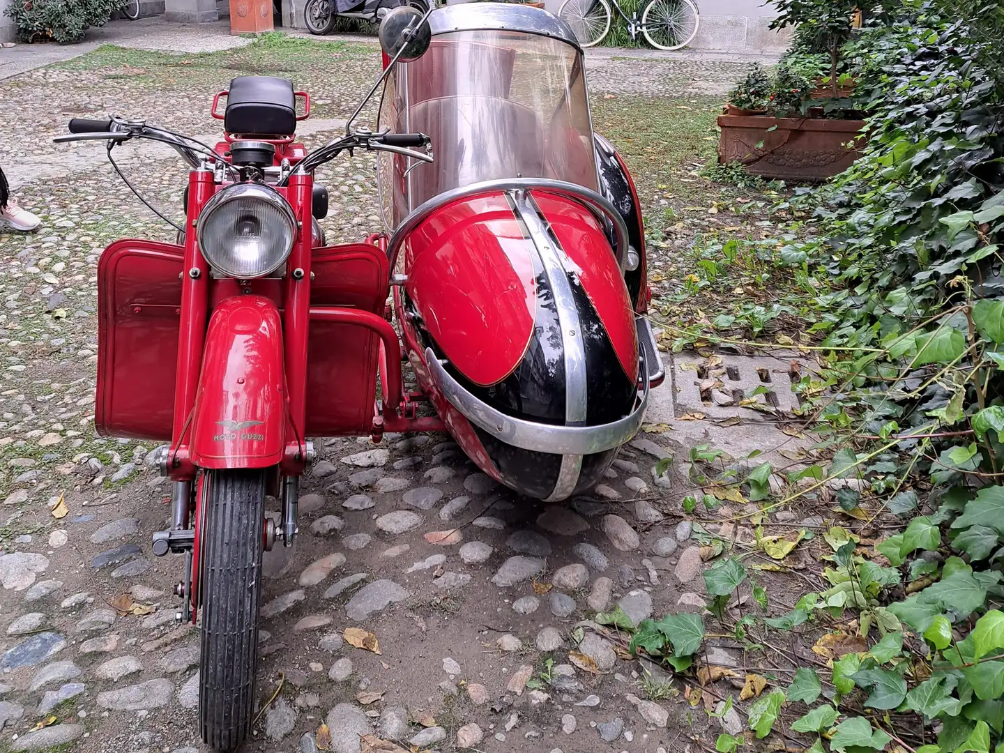 Moto Guzzi Astore Con sidecar Parri 2 posti Rosso - 2