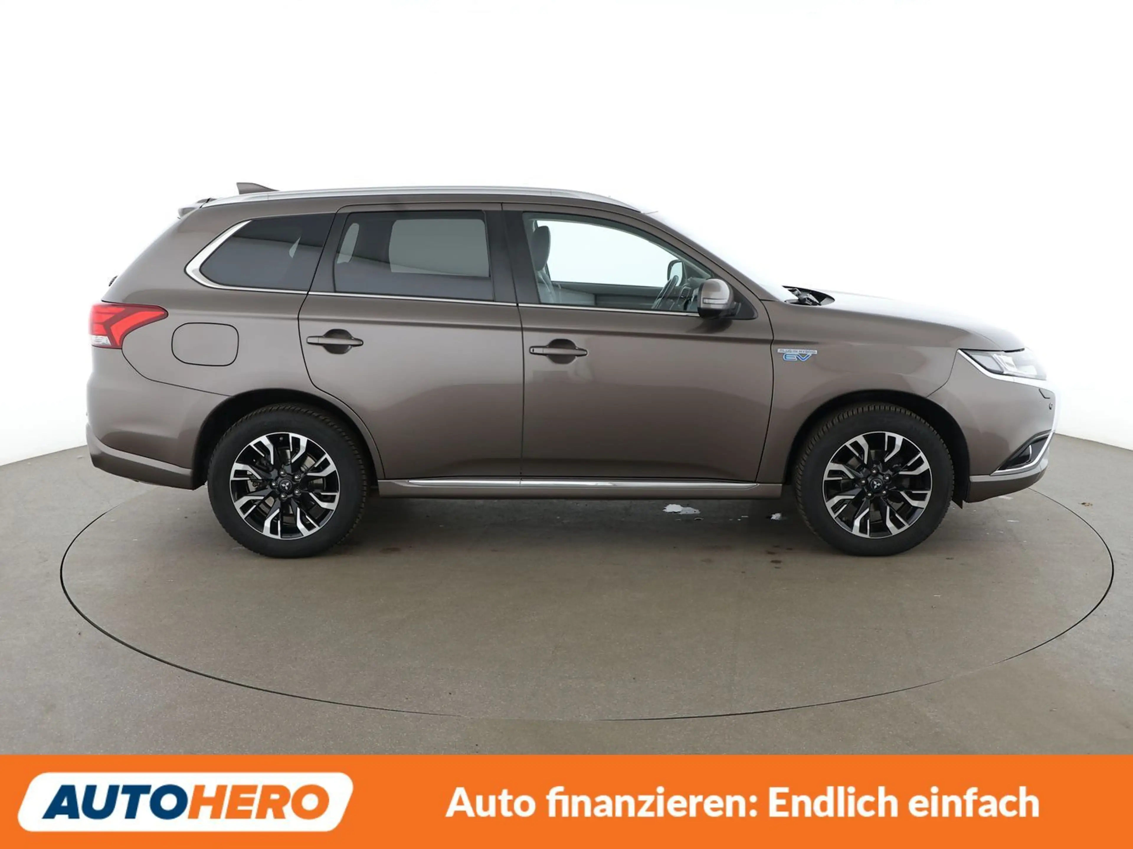 Mitsubishi Outlander 2.0 PHEV PHEV Top 4WD Aut.*NAVI*LED*ACC*CAM*PDC* — photo 7