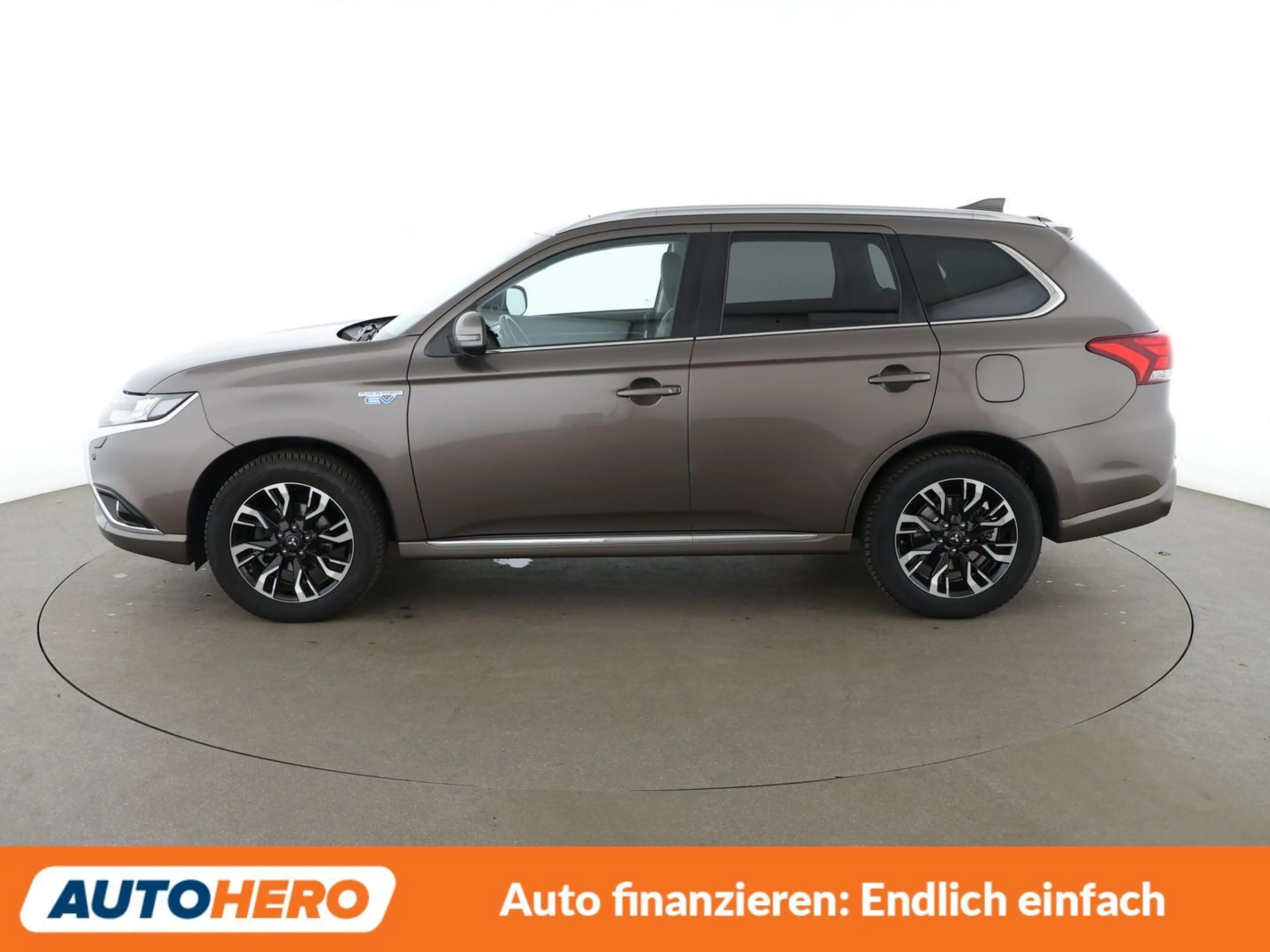Mitsubishi Outlander 2.0 PHEV PHEV Top 4WD Aut.*NAVI*LED*ACC*CAM*PDC* — photo 3
