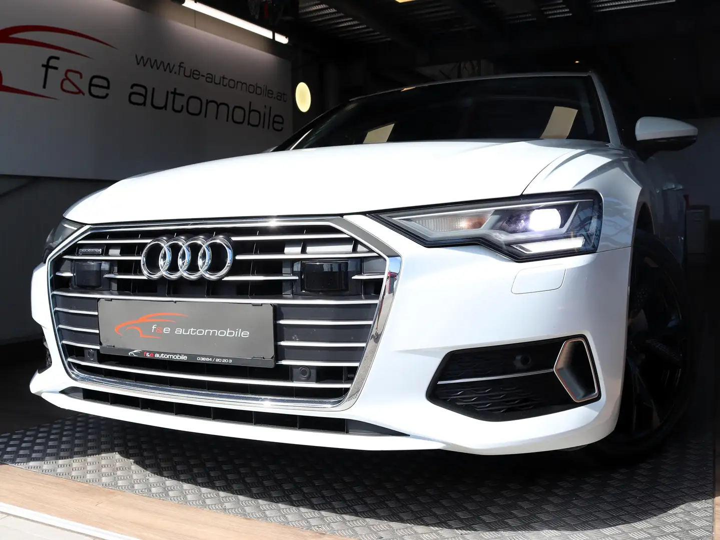 Audi A6 40 2,0 TDI quattro sport Weiß - 1