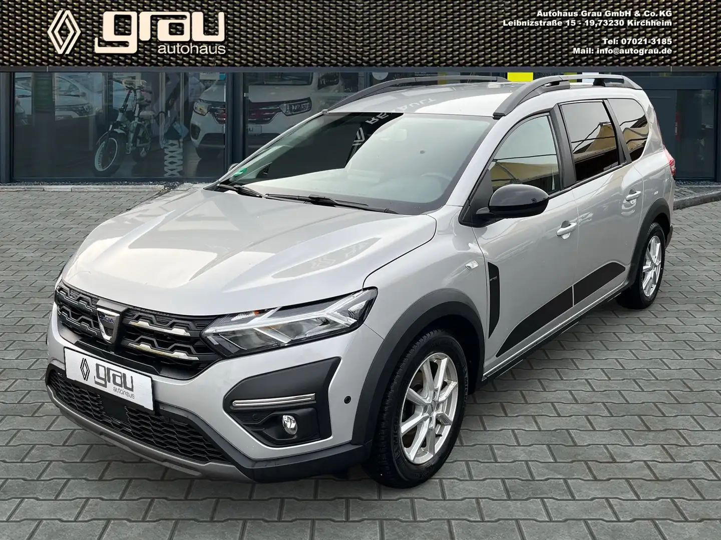 Dacia Jogger Extreme+ 8-fach und AHK abnehmbar Argent - 1